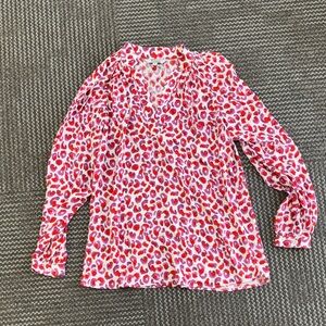 Tucker NYC Silk The Classic Blouse in Pink Leopard Print, size S